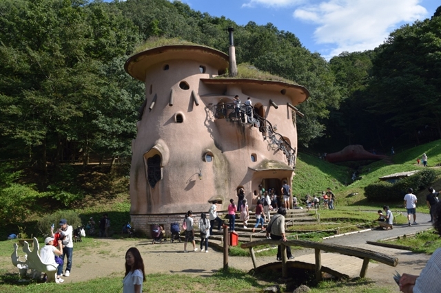 トーベ・ヤンソンあけぼの子どもの森公園では、子供だけでなくムーミン好きの人や大人も楽しめます。